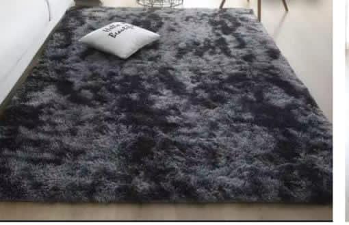 Fluffy Carpet